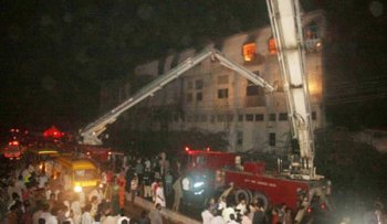 巴基斯坦服装厂火灾致289人遇难 重庆服装厂行业应紧记消防安全
