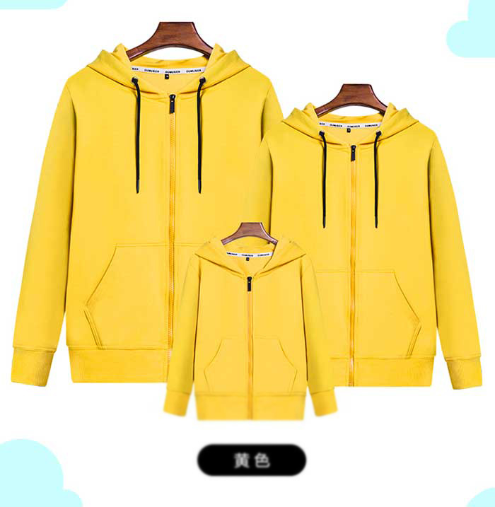 黄色连帽线圈拉链款重庆卫衣订制效果展示图